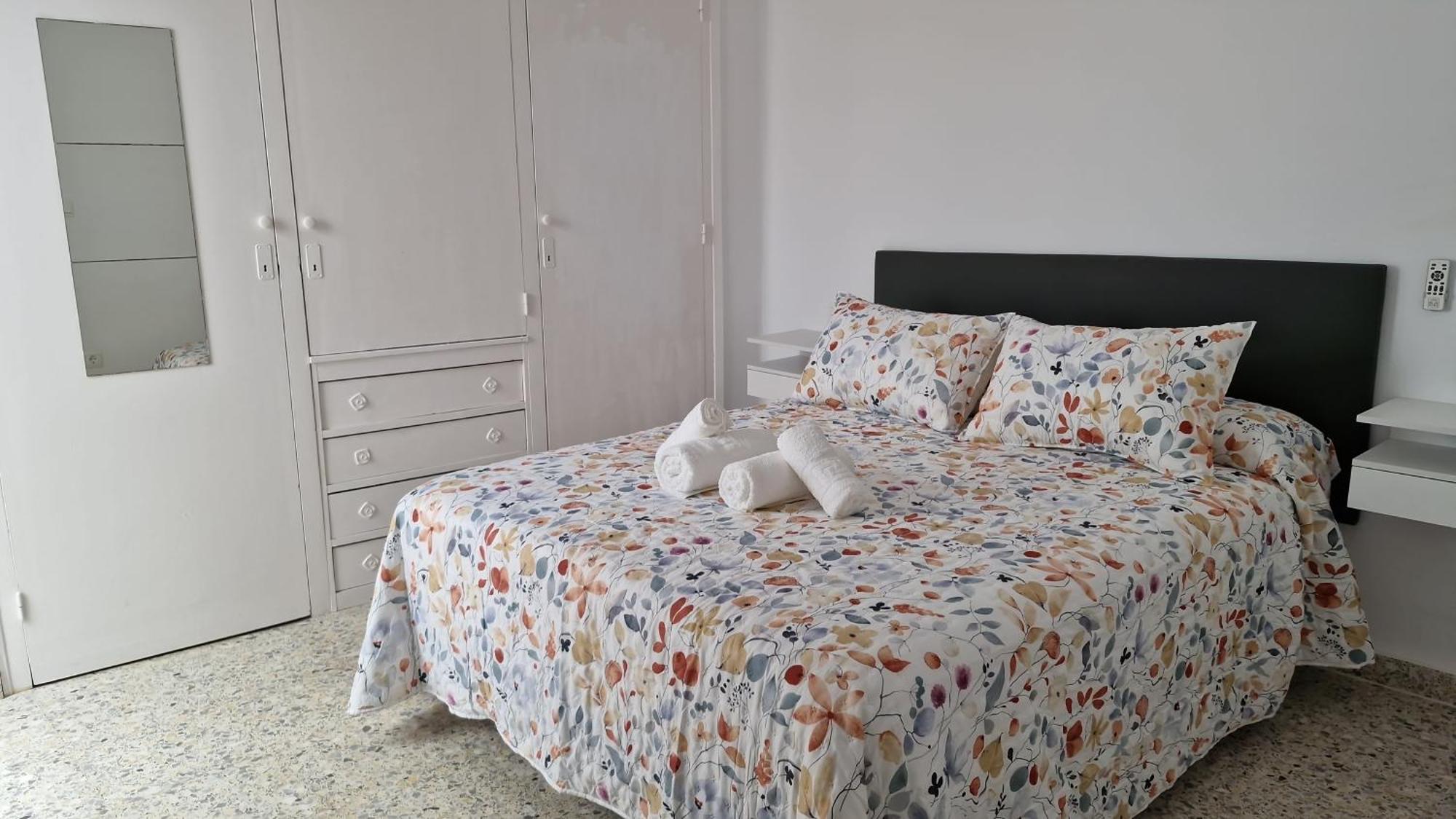 Apartamentos Nerja 2 Екстериор снимка