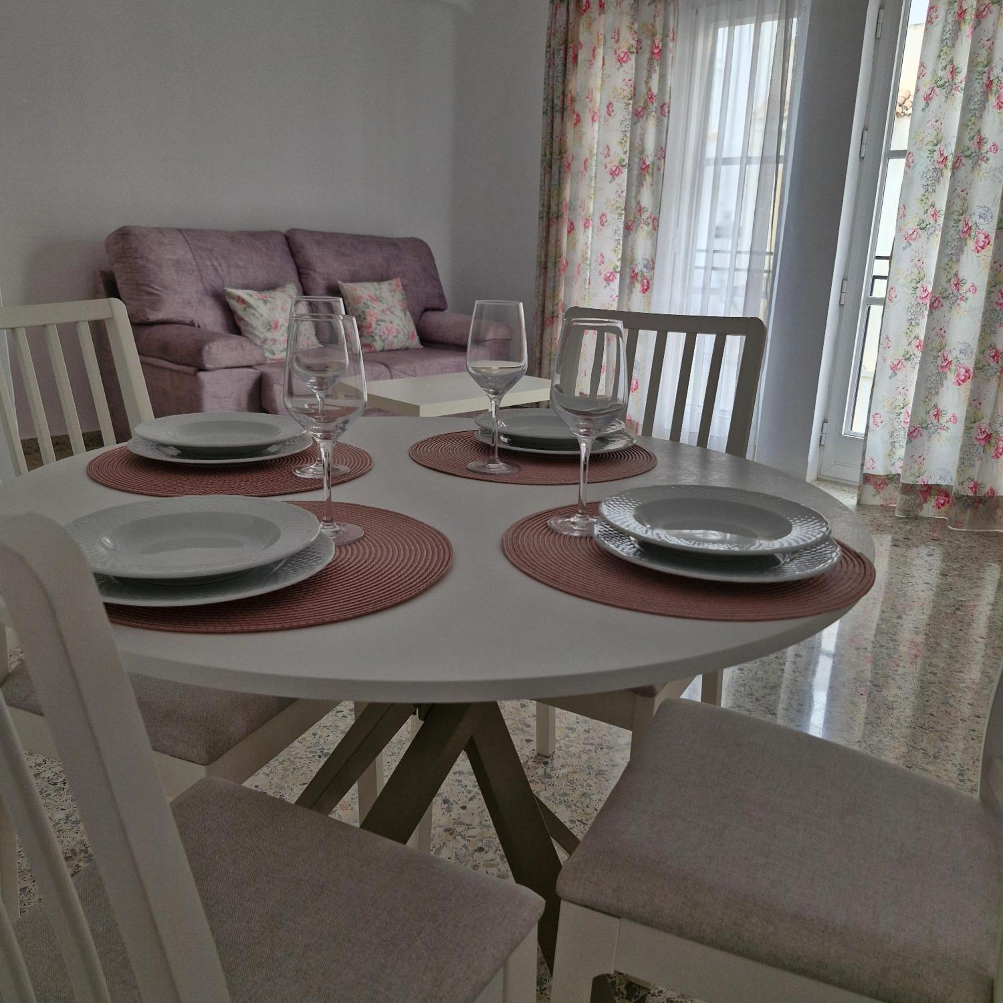 Apartamentos Nerja 2 Екстериор снимка
